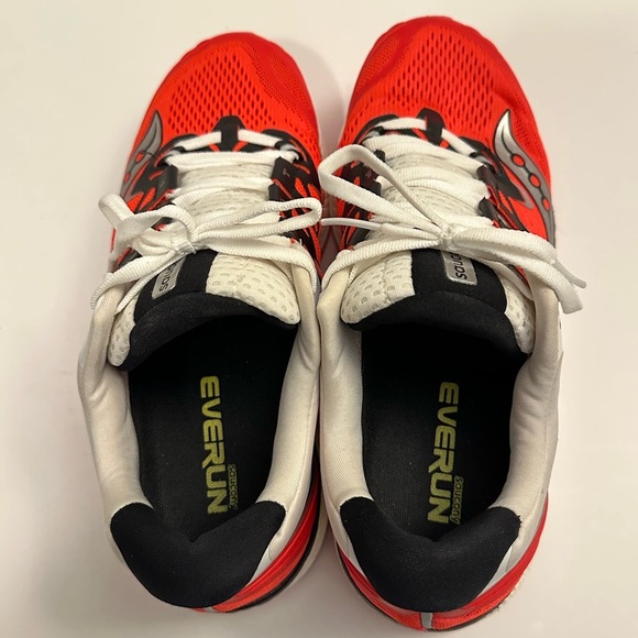 Saucony Women’s Triumph Iso 4 Vizi Red/Blk/Wht [S10413-2] Size 8.5 - Picture 11 of 16